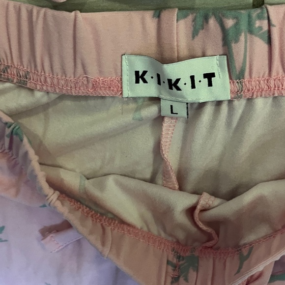 Pink Palm Tree women’s Pajama Set size L - Picture 2 of 3